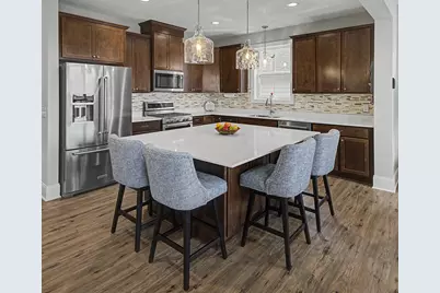 17917 Gresford Lane, Lakeville, MN 55044 - Photo 2