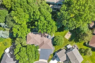15393 Shadow Creek Rd, Maple Grove, MN 55311 - Photo 38
