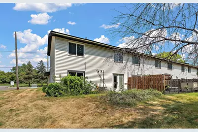 7747 89th Avenue N, Brooklyn Park, MN 55445 - Photo 26
