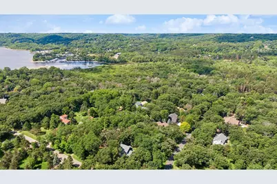2710 Itasca Avenue S, Saint Mary's Point, MN 55043 - Photo 68