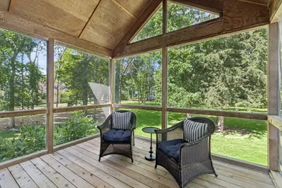 2710 Itasca Avenue S, Saint Mary's Point, MN 55043 - Photo 4