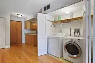232 W Franklin Ave, Minneapolis, MN 55404 - Photo 18
