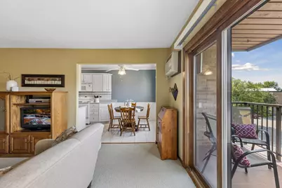 2700 Oxford Street N #140, Roseville, MN 55113 - Photo 8