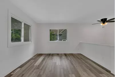 137 18th Avenue N, Saint Cloud, MN 56303 - Photo 10