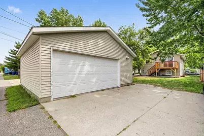 137 18th Avenue N, Saint Cloud, MN 56303 - Photo 4