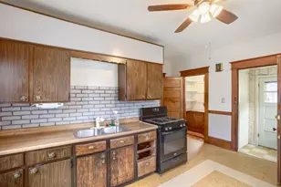 409 View St, Saint Paul, MN 55102 - Photo 4