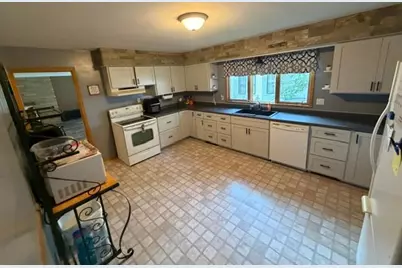 501 Grove Avenue, Montevideo, MN 56265 - Photo 6