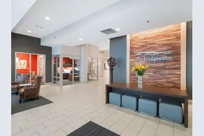 215 10th Avenue S #703, Minneapolis, MN 55415 - Photo 24