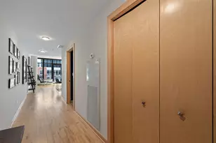 215 10th Ave S, Minneapolis, MN 55415 - Photo 22