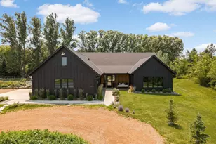 6353 Fogelman Rd, Independence, MN 55359 - Photo 2