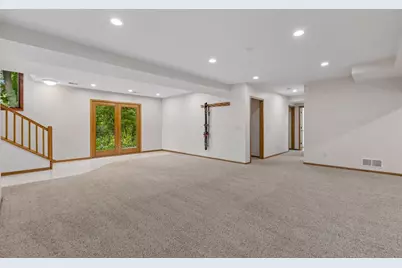 14885 Ironwood Court, Eden Prairie, MN 55346 - Photo 28