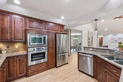 14885 Ironwood Court, Eden Prairie, MN 55346 - Photo 16