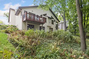 14885 Ironwood Ct, Eden Prairie, MN 55346 - Photo 44