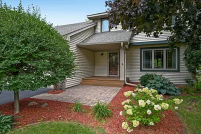 8400 W Lake Drive, Chanhassen, MN 55317 - Photo 2