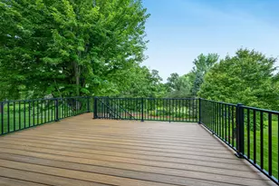 8400 W Lake Dr, Chanhassen, MN 55317 - Photo 34