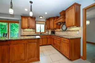 8400 W Lake Dr, Chanhassen, MN 55317 - Photo 8