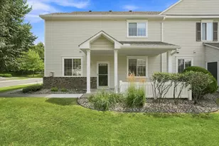 11021 Oak Grv Cir, Woodbury, MN 55129 - Photo 4