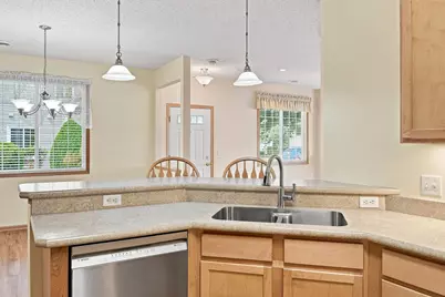 11021 Oak Grove Circle #C, Woodbury, MN 55129 - Photo 18