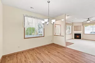 11021 Oak Grv Cir, Woodbury, MN 55129 - Photo 12