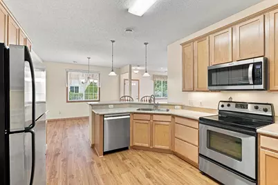 11021 Oak Grove Circle #C, Woodbury, MN 55129 - Photo 16