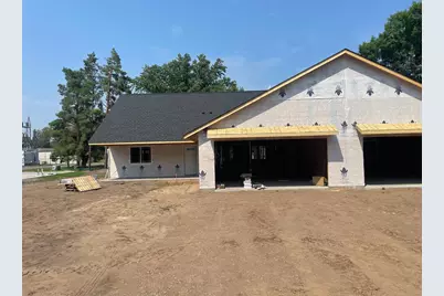 904 S 5th Street S, Princeton, MN 55371 - Photo 4