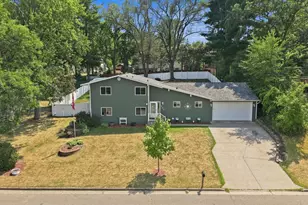 330 W Park St, River Falls, WI 54022 - Photo 2