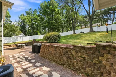 330 W Park Street, River Falls, WI 54022 - Photo 40