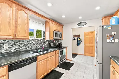 330 W Park Street, River Falls, WI 54022 - Photo 12