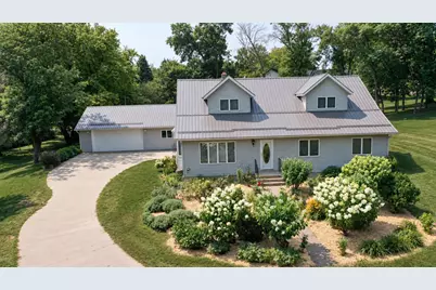 509 W 7th Street, Starbuck, MN 56381 - Photo 2