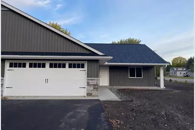 906 S 5th Street, Princeton, MN 55371 - Photo 2