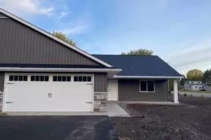 906 S 5th St, Princeton, MN 55371 - Photo 2