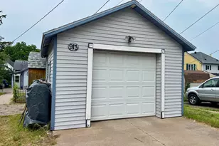 913 Summer St, Eau Claire, WI 54701 - Photo 6