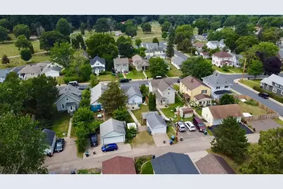 913 Summer Street, Eau Claire, WI 54701 - Photo 30