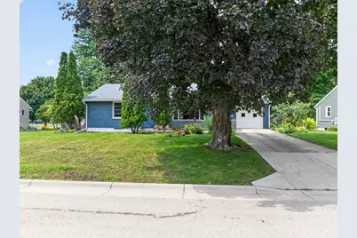 303 5th Avenue NW, Kasson, MN 55944 - Photo 2