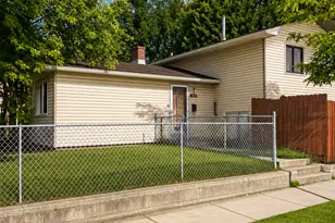 4859 Bryant Ave N, Minneapolis, MN 55430 - Photo 2
