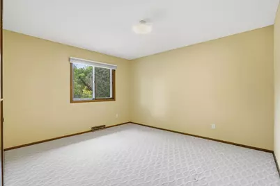 6207 Edgemont Boulevard N, Brooklyn Park, MN 55428 - Photo 20