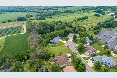 905 Orchard Heights Court, Faribault, MN 55021 - Photo 10