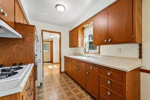 8245 Del Dr N, New Hope, MN 55428 - Photo 8