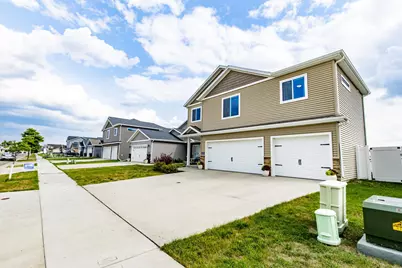 3005 38th Avenue S, Moorhead, MN 56560 - Photo 4