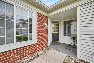7586 Ojibway Park Bay, Woodbury, MN 55125 - Photo 4