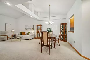 7586 Ojibway Park Bay, Woodbury, MN 55125 - Photo 12