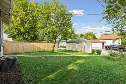 1614 Vincent Avenue N, Minneapolis, MN 55411 - Photo 24