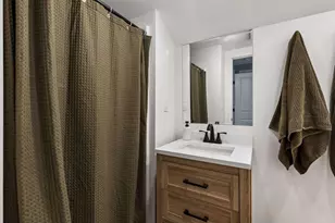 1614 Vincent Ave N, Minneapolis, MN 55411 - Photo 18
