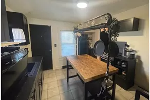 25 Winter St, Saint Paul, MN 55103 - Photo 8