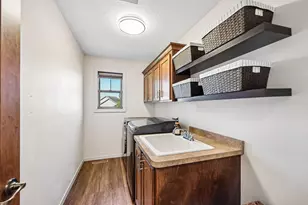 643 Parkside Ct, Eagan, MN 55123 - Photo 28