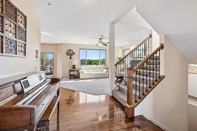 643 Parkside Court, Eagan, MN 55123 - Photo 6