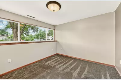 3935 Kahoun Court SE, Rochester, MN 55904 - Photo 16