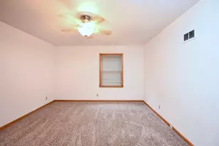 625 Terry Ln, Winona, MN 55987 - Photo 10