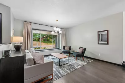 5558 Chatsworth Street N, Shoreview, MN 55126 - Photo 4