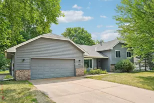 5558 Chatsworth St N, Shoreview, MN 55126 - Photo 44